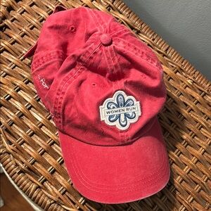 Women Run Hat